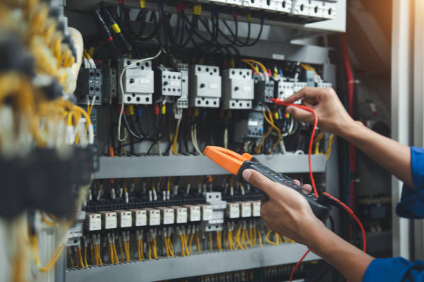 Best Circuit Breaker Repair  in Wellston, MO